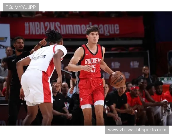 火箭队奥利弗球员介绍及赛场数据